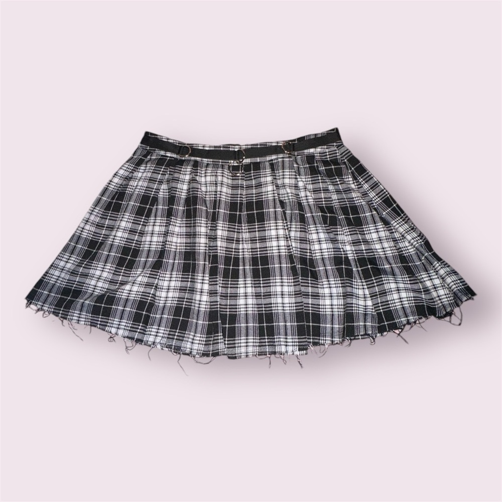 Current Mood Pleated Plaid Skirt • Black & White